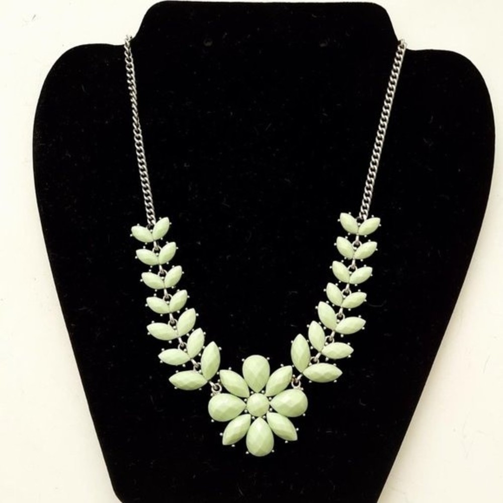 Mint green rhinestone necklace silver tone chain, vintage Y2K plastic, 16 to 17